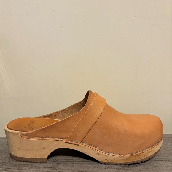 Lotta From Stockholm Elsa Classic Clogs in Natural Leather - Picture 6 of 12
